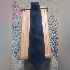 Roberto Cellini Men's Navy Blue Necktie Geometric Design